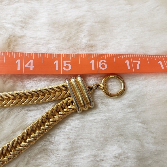 VINTAGE Goldtone Goddess Statement Snake Chain Collar Necklace - Picture 5 of 7